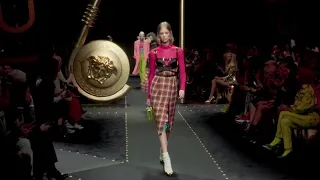 Versace Milan Woman FW19-20