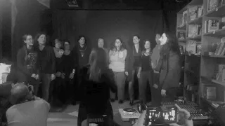 I still haven't found for a looking for  - U2 cover - HurlaHoop Choir