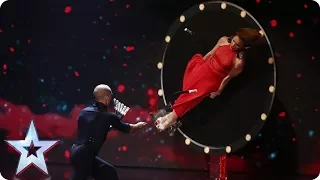 Can knife throwing act Tyrone & Mina avoid the chop? | Semi-Final 1 | Britain’s Got Talent 2017