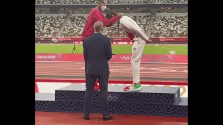 Ceremonia de Italia y Qatar doble medalla de oro Tokio 2020