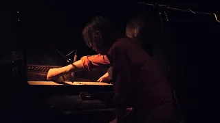 Irena & Vojtěch Havlovi: Four Hands Piano (Official Video)
