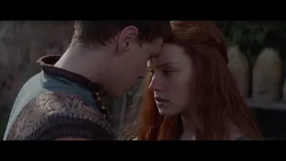 Hamlet (George Mackay) Pursues Ophelia (Daisy Ridley)