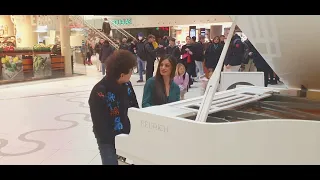 All Of Me – Fantastic Piano Duo plays John Legend Song at Shopping Mall in Vienna