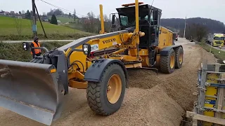 Grader-Greder Operating Techniques - Skilled Operator