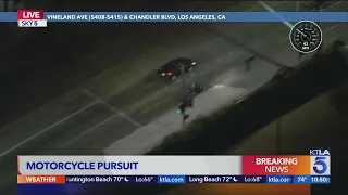 Speeding motorcycle leads authorities on chase through San Fernando Valley