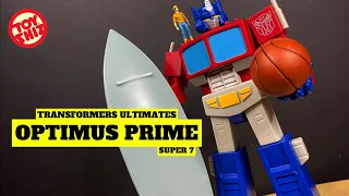 2022 G1 CARTOON/COMICS OPTIMUS PRIME | Transformers Ultimates | Super 7