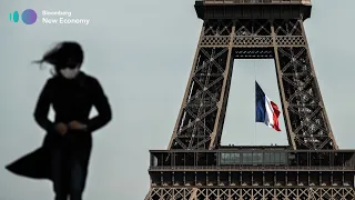 How Paris Became the 'City of Light'
