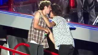 Niall & Harry — Shut Up And Dance [WWAT: North America Part 1]