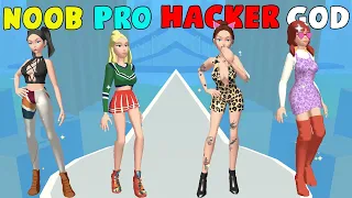 NOOB vs PRO vs HACKER vs GOD - Fashion Battle New Concept