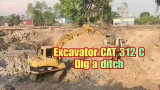 EXCAVATOR CAT 312 C Dig a ditch | Truck diy | VDL Official |