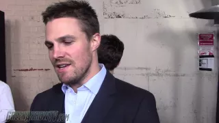 Stephen Amell on the Flash & Arrow Crossover - Part 2