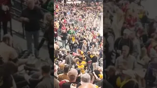 Boston Bruins Fans vs Arizona Coyotes Fans 12/9/2022