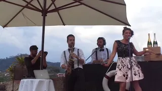 Swingrowers  "Butterfly" per Krug live da Portofino, Castello Brown