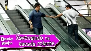 LOVE ESCALATOR PRANK