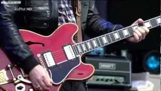 Noel Gallagher's High Flying Birds - Little By Little [Legendado/Isle of Wight Festival 2012] HD