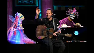 Chris Martin dropped by "The Tonight Show Starring Jimmy Fallon" for a performance of Coldplay hit "