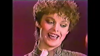 Sheena Easton - American Bandstand Interview '82