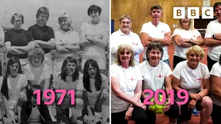 England's first women's football team reunited after 48 years 😱