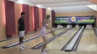 Djokovic vs. Sharapova  Bowling