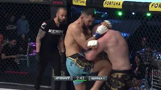 iFight HEROES 3: Radu Zarioiu reușește un KO brutal cu Laurențiu Barbu, la debutul la profesioniști