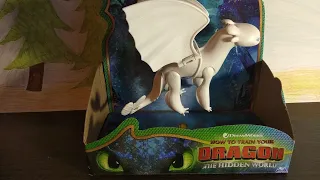 Распаковка игрушка Дневная фурия(подвижная фигурка) как приручить дракона 3 Лунная дракониха