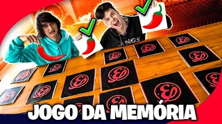 JOGO DA MEMÓRIA GIGANTE COM COMIDAS PÉSSIMAS! - Desafio