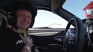 Bugatti Chiron vs Pagani Huayra TRACK RACE!