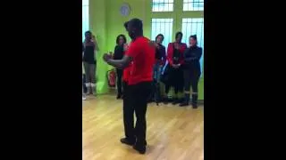 Kizomba 2012 technique et sensualité cours de Curtis avec Audrey