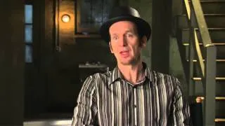 Denis O´ Hare 'American Horror Story' Interview!