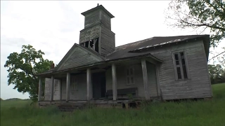 ABANDONED 1800s School! Fairview School Greeneville, TN.