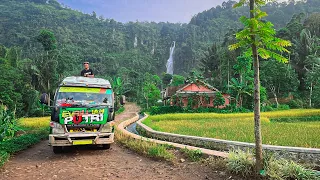 Nikmat Bener‼️Pemandangan Rumah Langsung Air Terjun, Suasana Pedesaan Idaman Banget. Jawa Barat