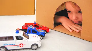 Vlad e Niki brincam com carros de brinquedo - vídeos engraçados para crianças