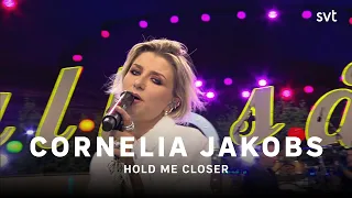 Cornelia Jakobs – Hold me closer LIVE | Allsång på Skansen 2022 | SVT