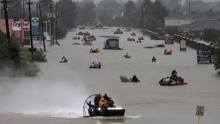 Severe flooding in Thailand Nakhon Si Thammarat The water washed away everything in its path น้ำท่วม