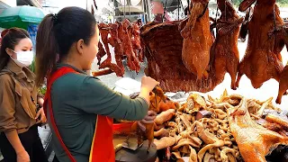 Super Delicious Meat! in Phnom Penh | Crispy Pork Belly, Roasted Ducks & Braised Pork