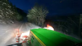 John Deere 6155r Snow plowing milk valley in northern Norway, Snow removal Timelapse