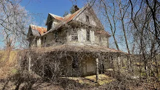 Derelict 147 year old Forgotten House In the Mountains of North Carolina