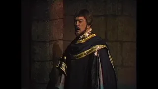 Robert Allman sings "Vieni, la mia vendetta" from Act 1 of Lucrezia Borgia