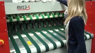 Rolling towels with lamac matrollers