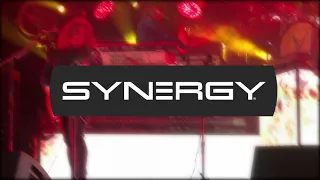 Opeths Fredrik Akesson showing of his SYNERGY RIG – Touring with SYNERGY