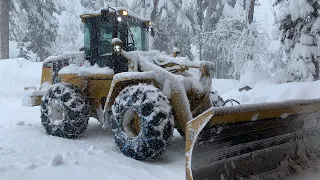 Plowing DEEP Snow CAT 938G - Lake Tahoe