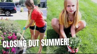 KIDS HELP MOM GET YARD READY FOR FALL | TEACHING KIDS HOW TO PLANT FLOWERS |