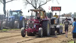 OTMV Toldijk NL 2016 International 844S tractor pulling