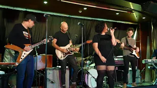 MAHALIA BARNES + The Soul Mates & JOE BONAMASSA - Big Freak - KTBA Cruise 2018