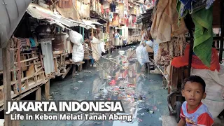 Walking in the slums of Jakarta, Indonesia