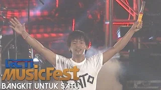 Penampilan Spektakuler D'Masiv 'Bento' [Music Fest Bangkit Untuk Satu] [16 Apr 2016]