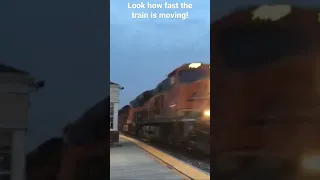 Very fast BNSF Intermodal at La Plata, MO