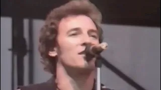 The Promised Land - Bruce Springsteen (live at Radrennbahn Weissensee, East Berlin 1988)