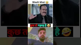 किसी की मदद ऐसे करनी चाहिए 🤣 #shortsvideo #shorts #deepmaurya #funny #viralshorts