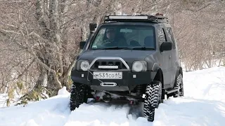 поездка на север Кунашира,кордон Саратовский.